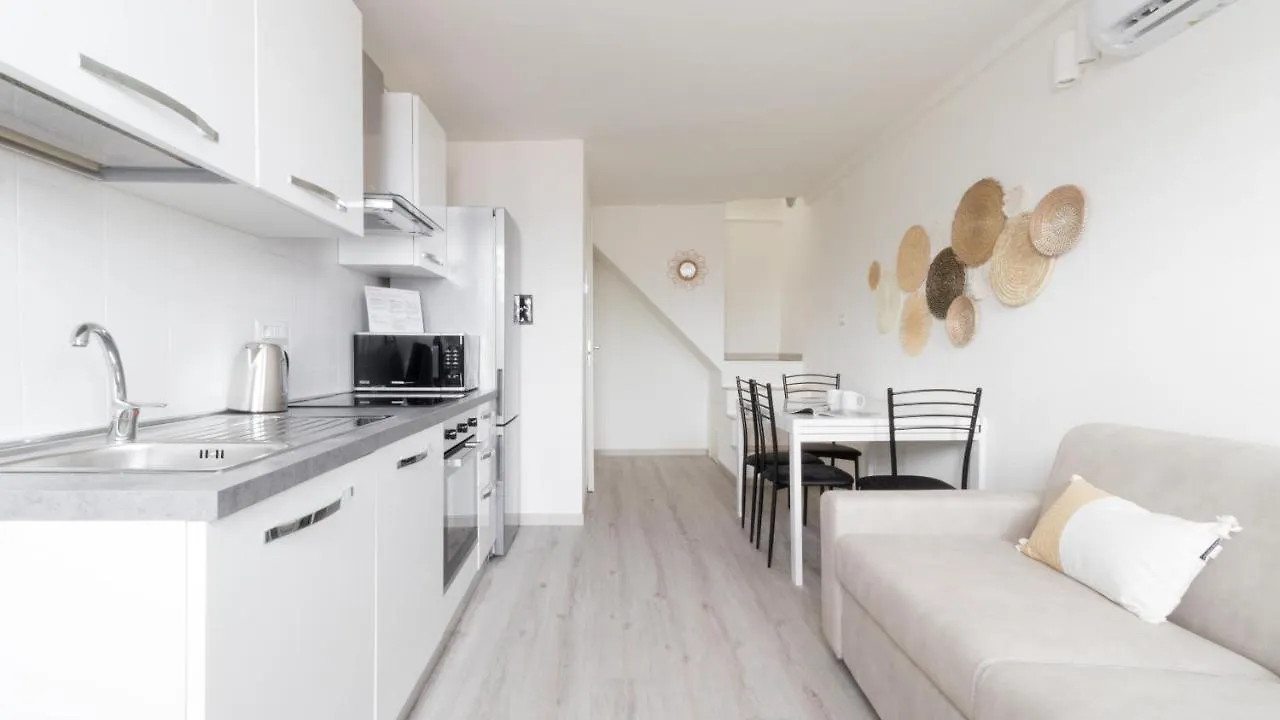 Italianway - Rocca 16 Apartment Sanremo 0*,